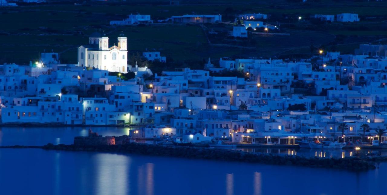 Colors In Naousa - House For 6 People In The City Of Naousa Paros Villa Exterior photo